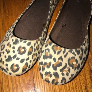 Cheetah print flats!!